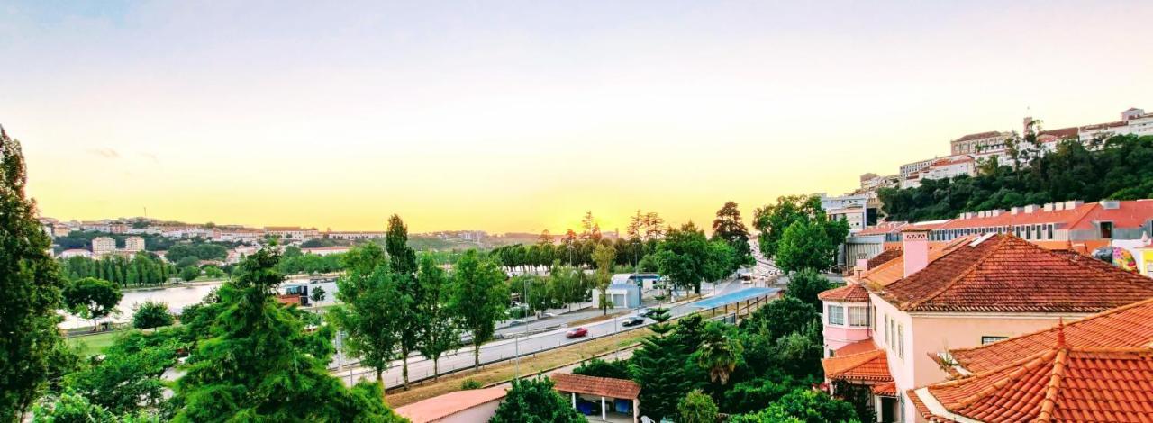 Stylish And Elegant Studio - Best View And Location In Coimbra Downton ภายนอก รูปภาพ
